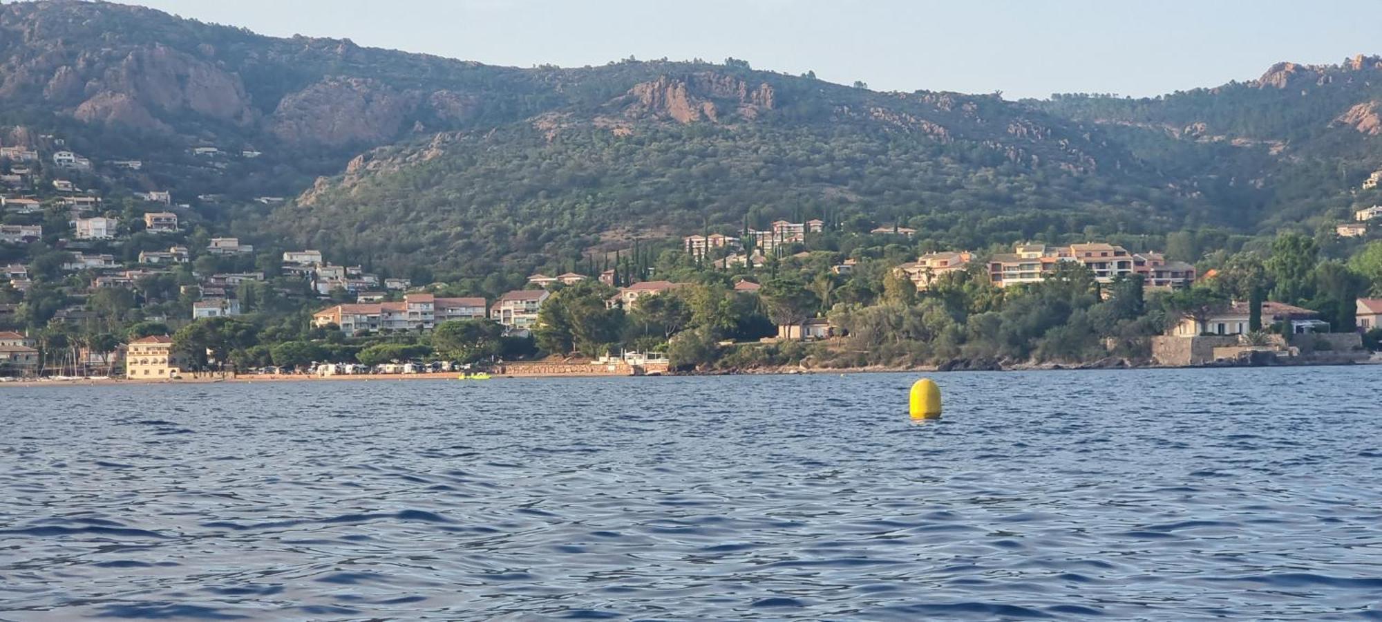 Agay Cap Esterel Village Allee Fleurs - F2 Clim Vue Golf Et Mer - Grande Terrasse Plein Sud Сен-Рафаэль Экстерьер фото