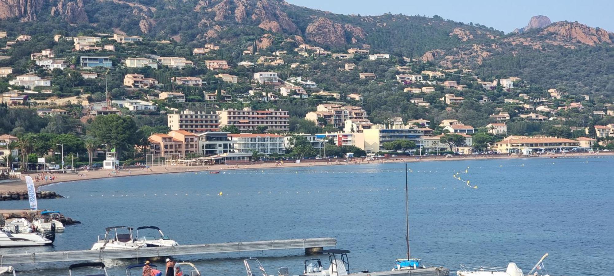 Agay Cap Esterel Village Allee Fleurs - F2 Clim Vue Golf Et Mer - Grande Terrasse Plein Sud Сен-Рафаэль Экстерьер фото