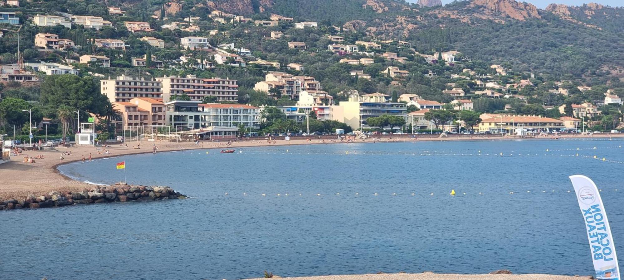 Agay Cap Esterel Village Allee Fleurs - F2 Clim Vue Golf Et Mer - Grande Terrasse Plein Sud Сен-Рафаэль Экстерьер фото