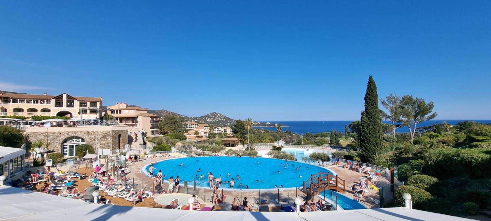 Agay Cap Esterel Village Allee Fleurs - F2 Clim Vue Golf Et Mer - Grande Terrasse Plein Sud Сен-Рафаэль Экстерьер фото
