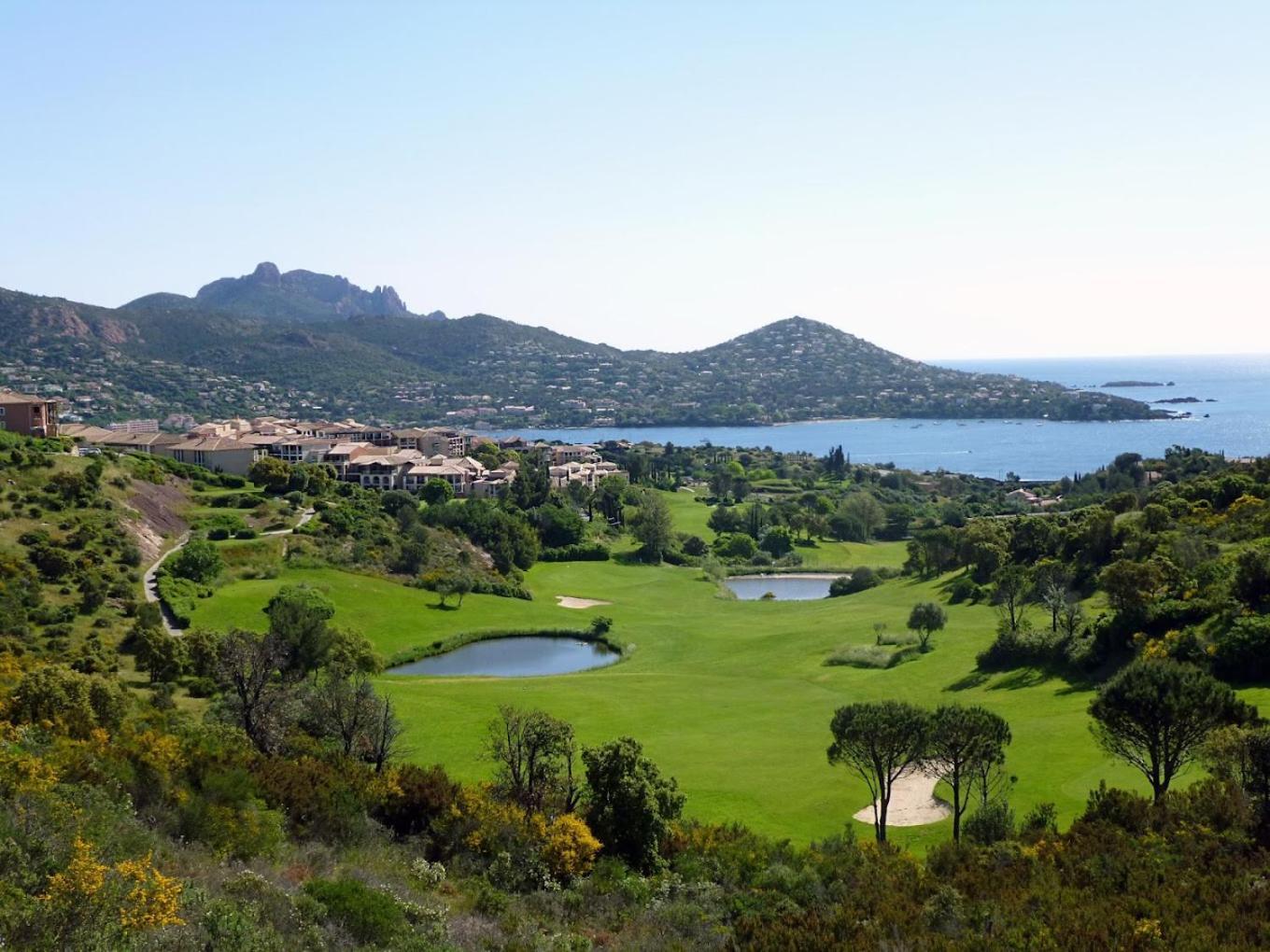 Agay Cap Esterel Village Allee Fleurs - F2 Clim Vue Golf Et Mer - Grande Terrasse Plein Sud Сен-Рафаэль Экстерьер фото